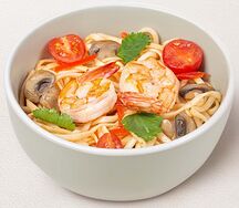 Wok Том ям с креветкой М