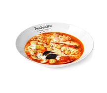 Tom Yum с морепродуктами с доброй порцией пропаренного риса