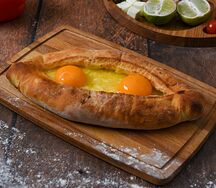 Хачапури по-аджарски