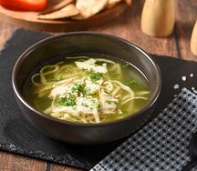 Суп-лапша с цыпленком и яйцом