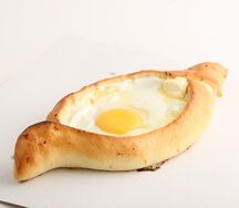 Хачапури по-аджарски 1 яйцо