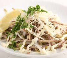 Салат пражский с бужениной