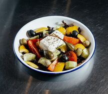 Греческий с маслом авокадо