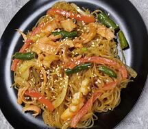 Фунчоза с морепродуктами