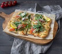 Пицца Семга и творожный сыр