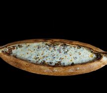 Пиде Фарш из говядины с сыром