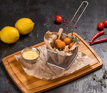 Сырные шарики острые