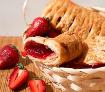 Снек с клубникой