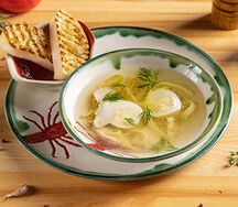 Бульон куриный с лапшой
