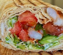 Двойное комбо Шаверма сырная и фреш Вишня-яблоко-клюква