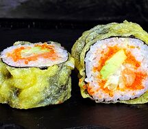 Горячий ролл Калифорния темпура Нож и Мясо