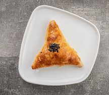 Самса песочная с мясом