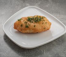 Пирожок с капустой жареный