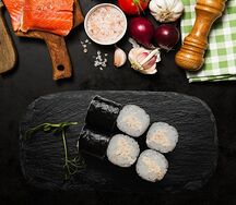 Маки с крабом