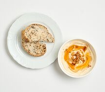 Хумус с печеными овощами