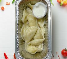 Вареники с картофелем со сметаной