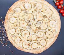 Пицца Горгонзола с грушей