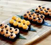 Маки сет хот