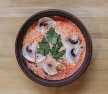 Том ям с креветкой