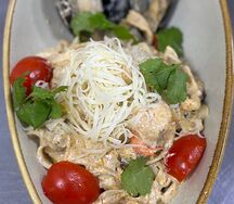 Паста Лингвини Том Ям с морепродуктами