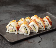 Ролл с крабом и угрем