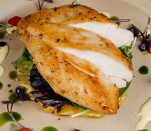 Куриная грудка с запеченным перцем