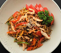 Гречневая лапша с курицей