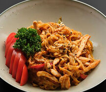 Пшеничная лапша с курицей