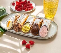 Ассорти из 5 пирожных канноли