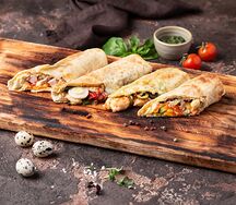 Ротоло ди пицца с курицей и сыром чеддер