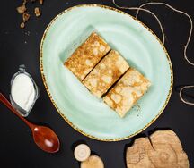 Блинчики с творогом и сметаной