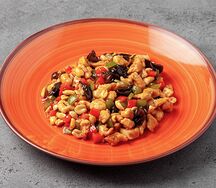 Курица Кум По, жаренная с арахисом