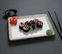 Классический ролл с угрём
