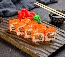 Ролл Калифорния с лососем