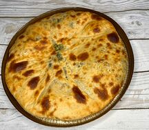 Осетинский пирог шпинат-сыр