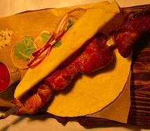 Свинина на шампурах