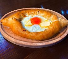 Хачапури по-аджарски