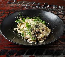 Паста с индейкой и грибами