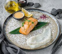 Стейк из лосося