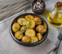 Картофель бэби с зеленью