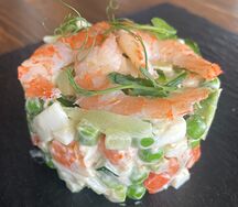 Оливье с креветками