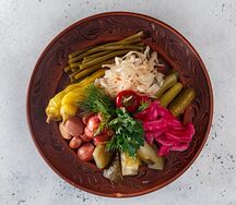 Кавказские соления ассорти