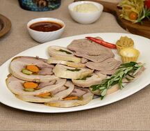 Домашнее мясное ассорти
