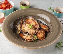 Мидии в томатном соусе