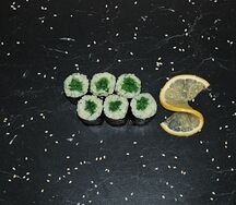Ролл с чукой