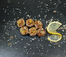 Ролл с унаги маки
