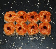 Запеченный ролл с крабом