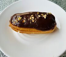 Эклер Шоколадный