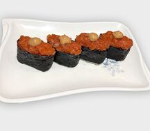 Гункан с Лососем (4шт)