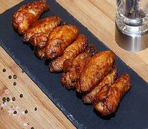 Куриные крылья в соусе BBQ